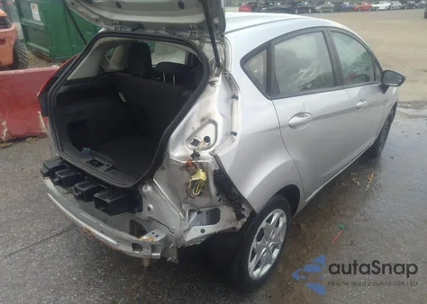 2013 Ford Fiesta Se z USA, uszkodzony, nr VIN 3FADP4EJ5DM198900